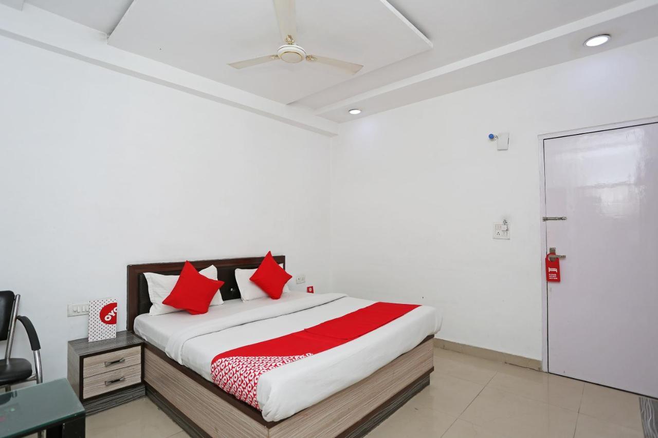 Oyo 13125 Gwal Palace 3*